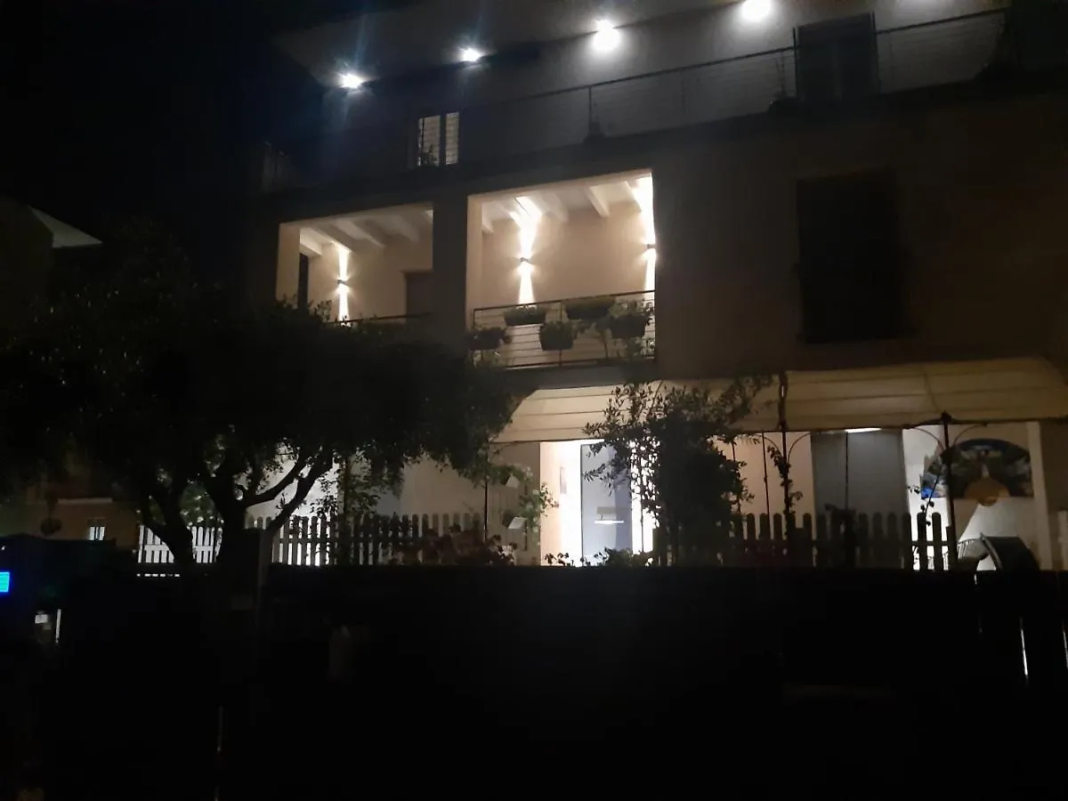 Apartment Villa Marianna Garda Lake Peschiera del Garda Italy
