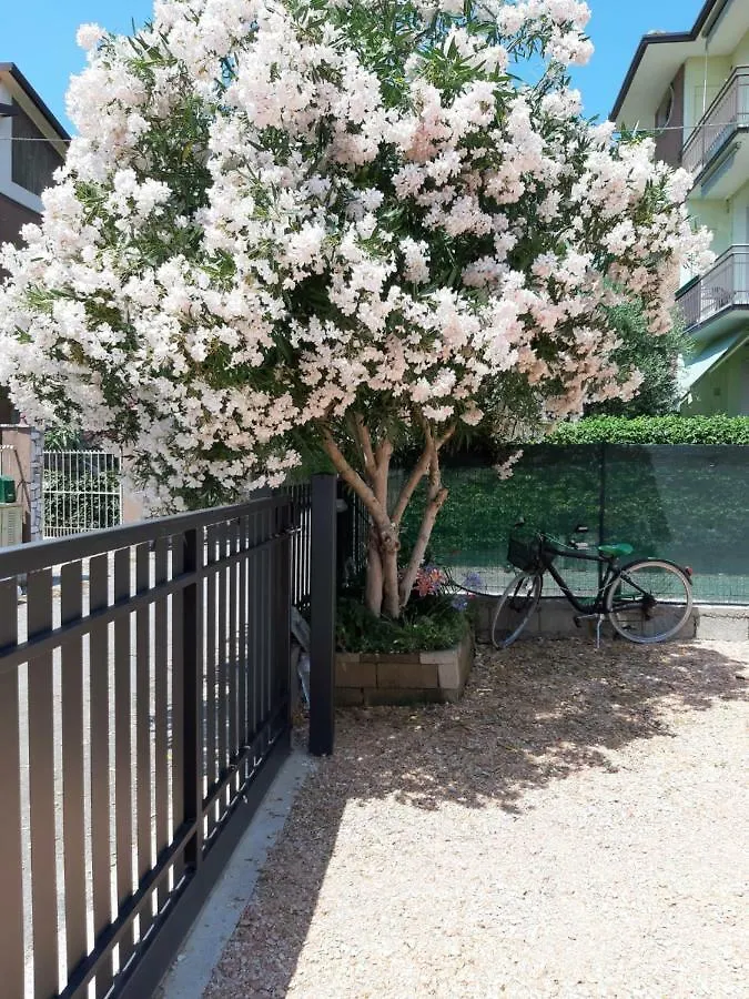 Villa Marianna Garda Lake Peschiera del Garda Italy
